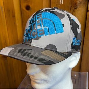 The North Face Free Skiing Snapback Hat Camo Topo Print Blue Flannel Lined Rare
